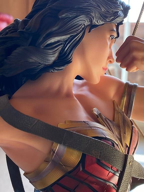 Statuette: Wonder Woman 1/4 DC Comic Statue – Usato da Ueberstorf venduto da Steve-7309 2