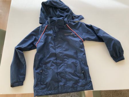 Coupe vent, kway trevolution taille 140