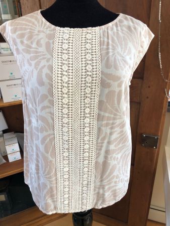 Damen Bluse beige mit Spitzenbesatz von Komma