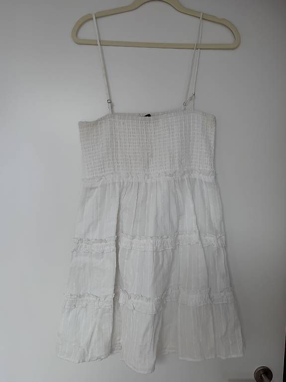 Robes: Weisses Kleid – D'occasion à Zürich par kochme