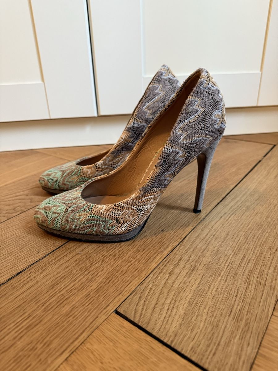 Missoni Scarpe da donna: Missoni Chevron Fabric Pumps / Heels, Gr. 37.5 – Usato da Zürich venduto da MCM11