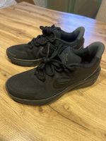 Nike Star Runner 4 noires taille 38.5 neuf 