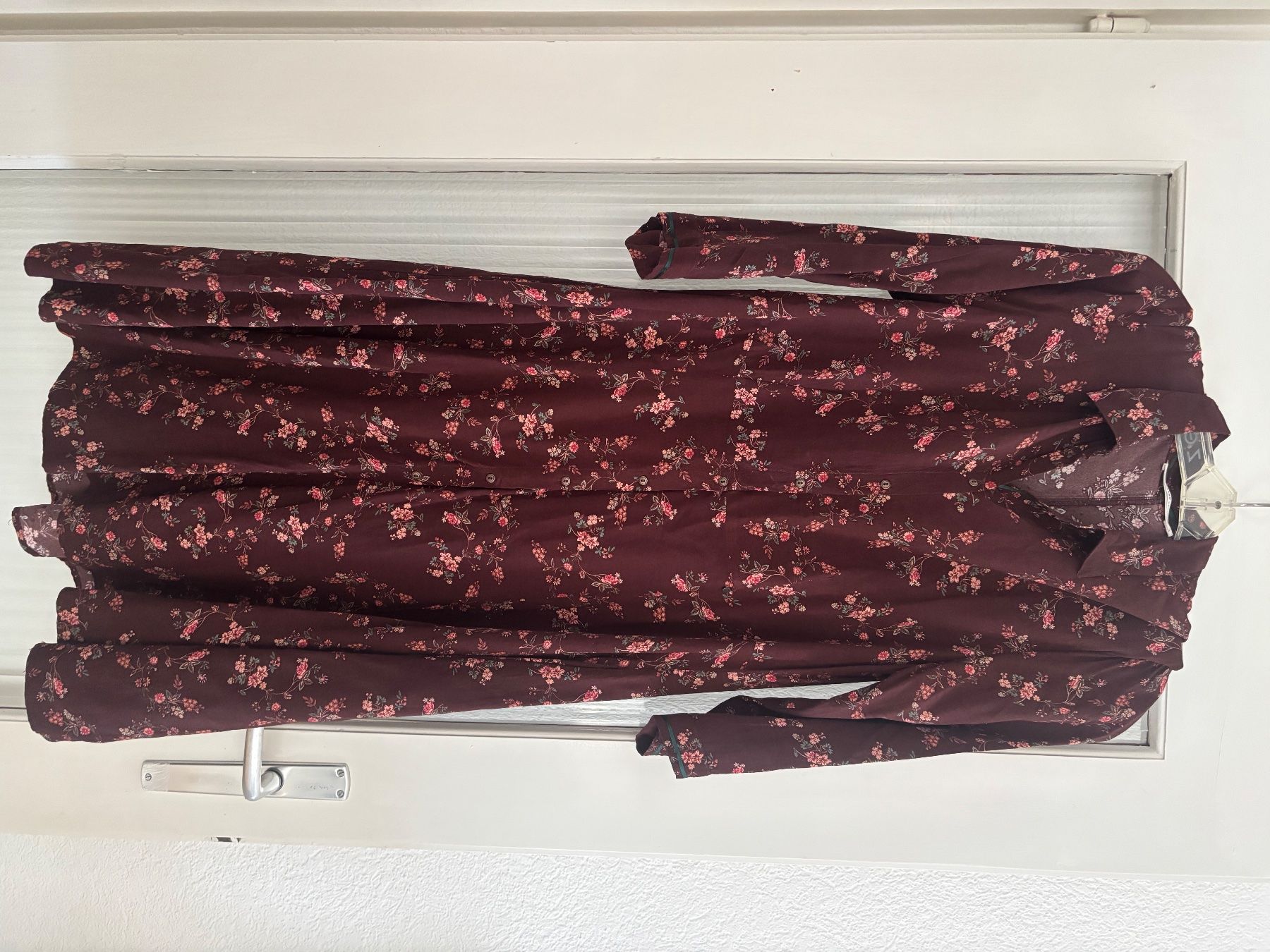 Nile Kleider: Nile robe taille L – Neu (gemäss Beschreibung) aus Brügg BE von rah_mqh8