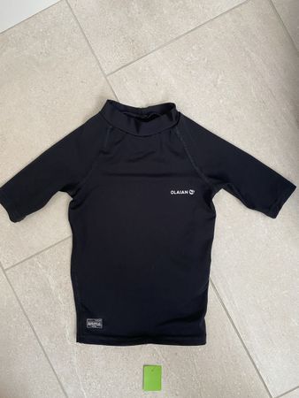 Olaian UV-Schutz Shirt schwarz Gr. 98/104