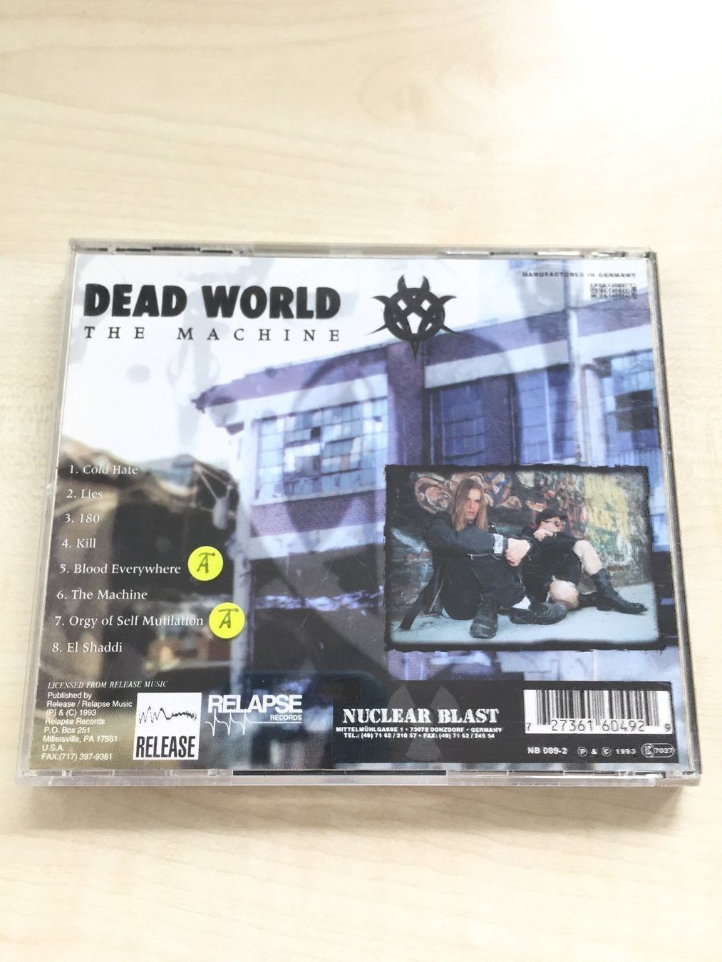 CDs: Dead World - The Machine – Gebraucht aus Rüti ZH von alumedien 1