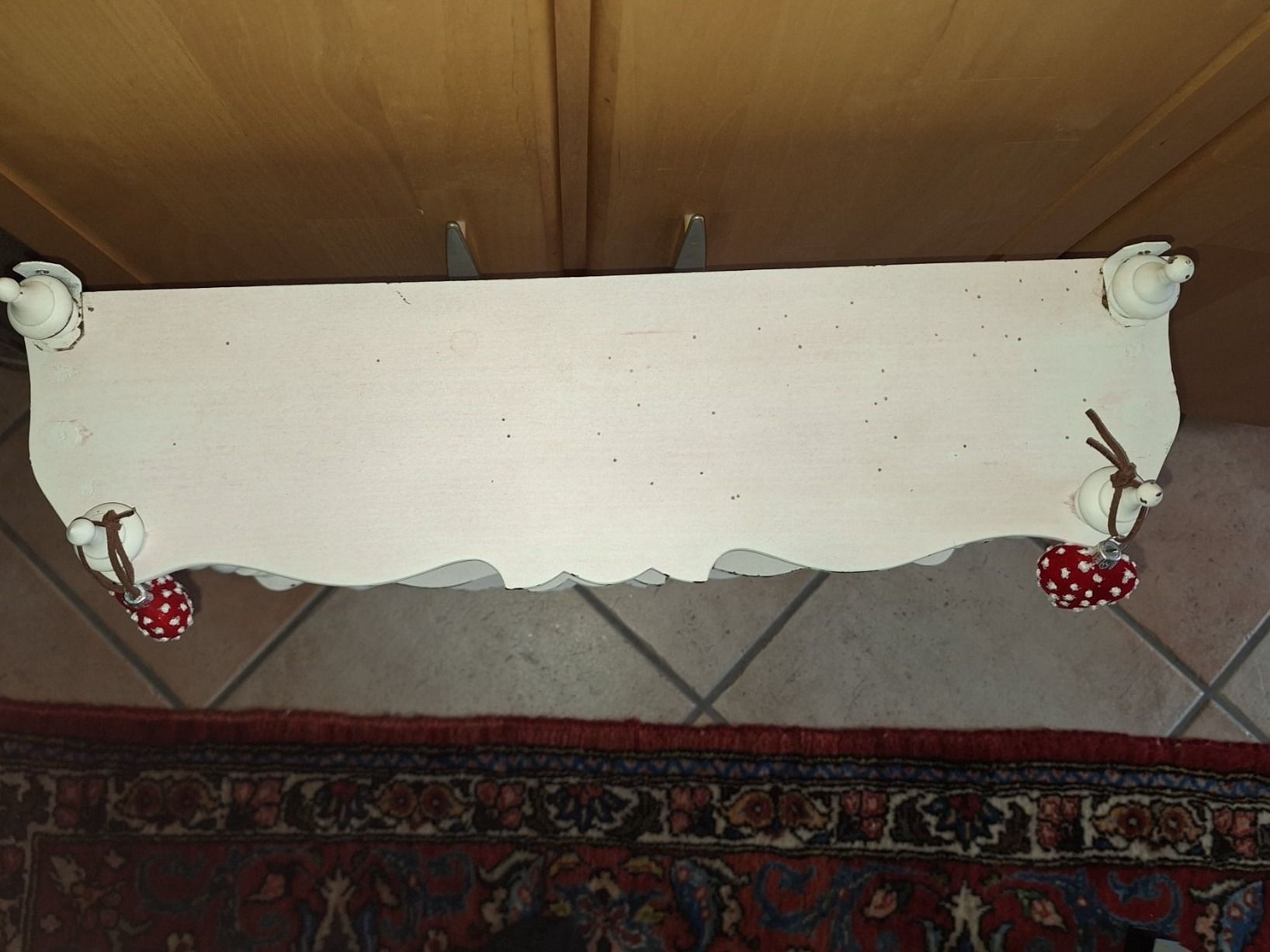 Scaffali: SHAPPY CHIC HÄNGE REGAL – Usato da spreitenbach venduto da lumbalplatte 9