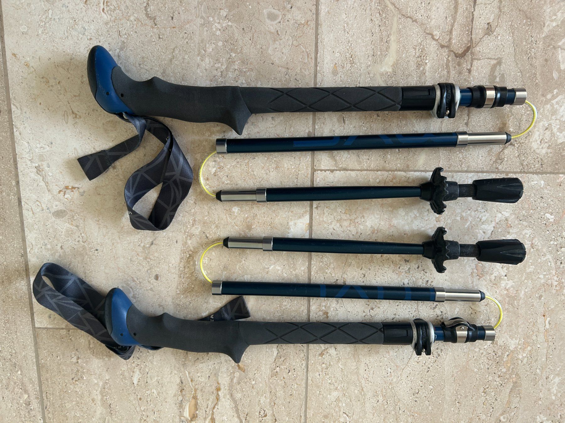 Leki Bastoncini da trekking: LEKI Micro Vario Carbon |110-130cm | NP: 200.- – Usato da Wangen b. Olten venduto da Wing_081