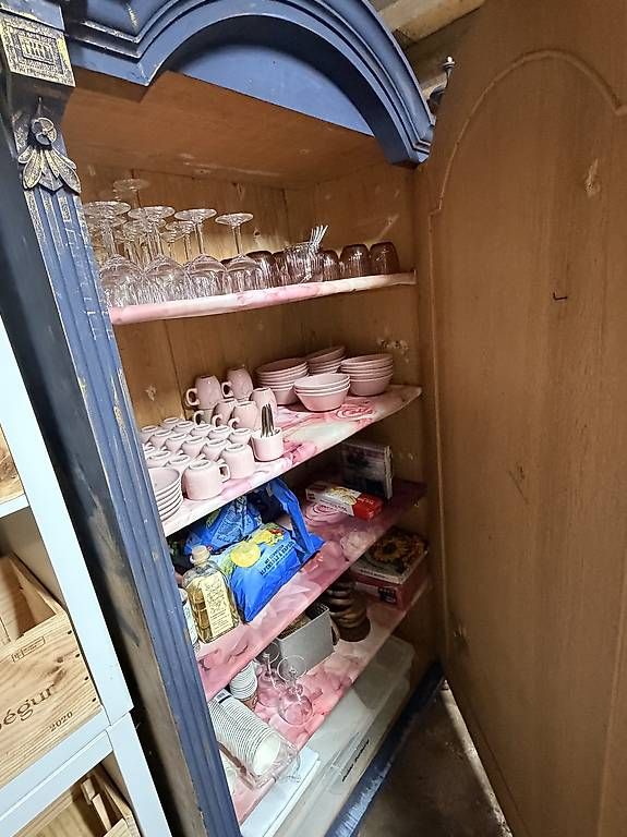 Armadi: Schrank Aussergewöhnlich  – Usato da Opfertshofen SH venduto da pat_zk67 4