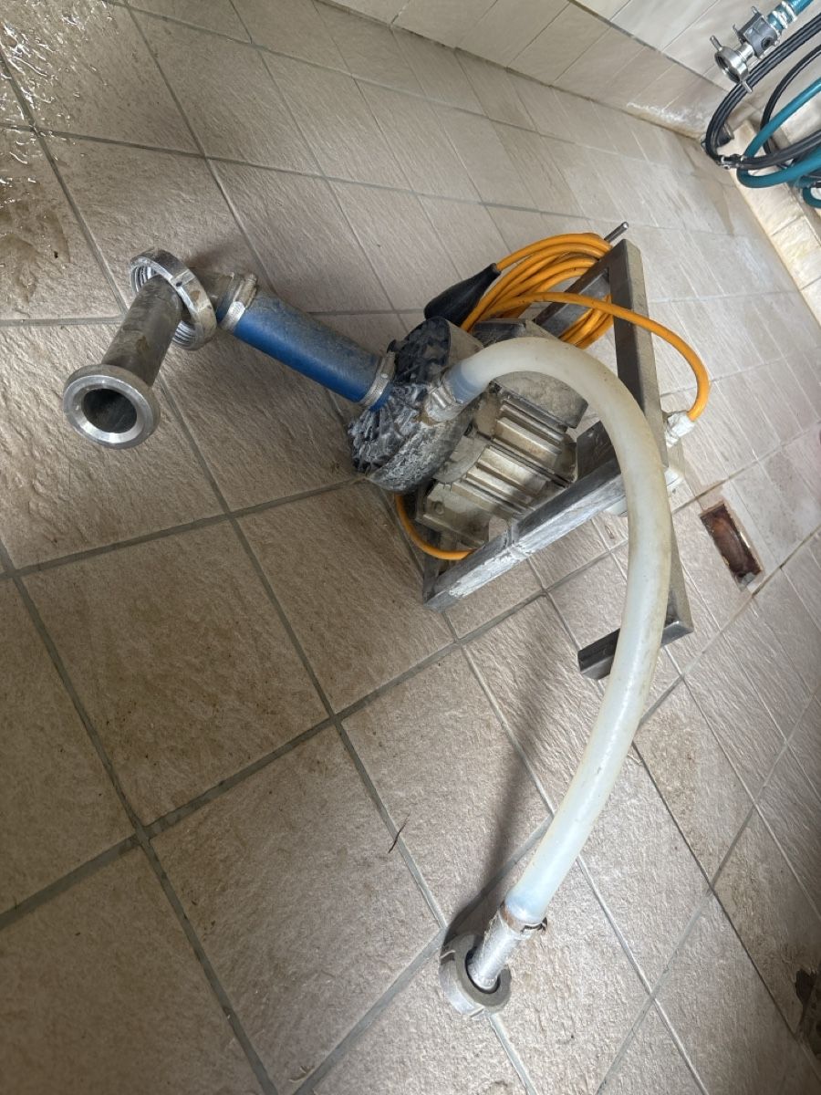 Pumpen & Teile: Pumpe – Gebraucht aus Gommiswald von riflo