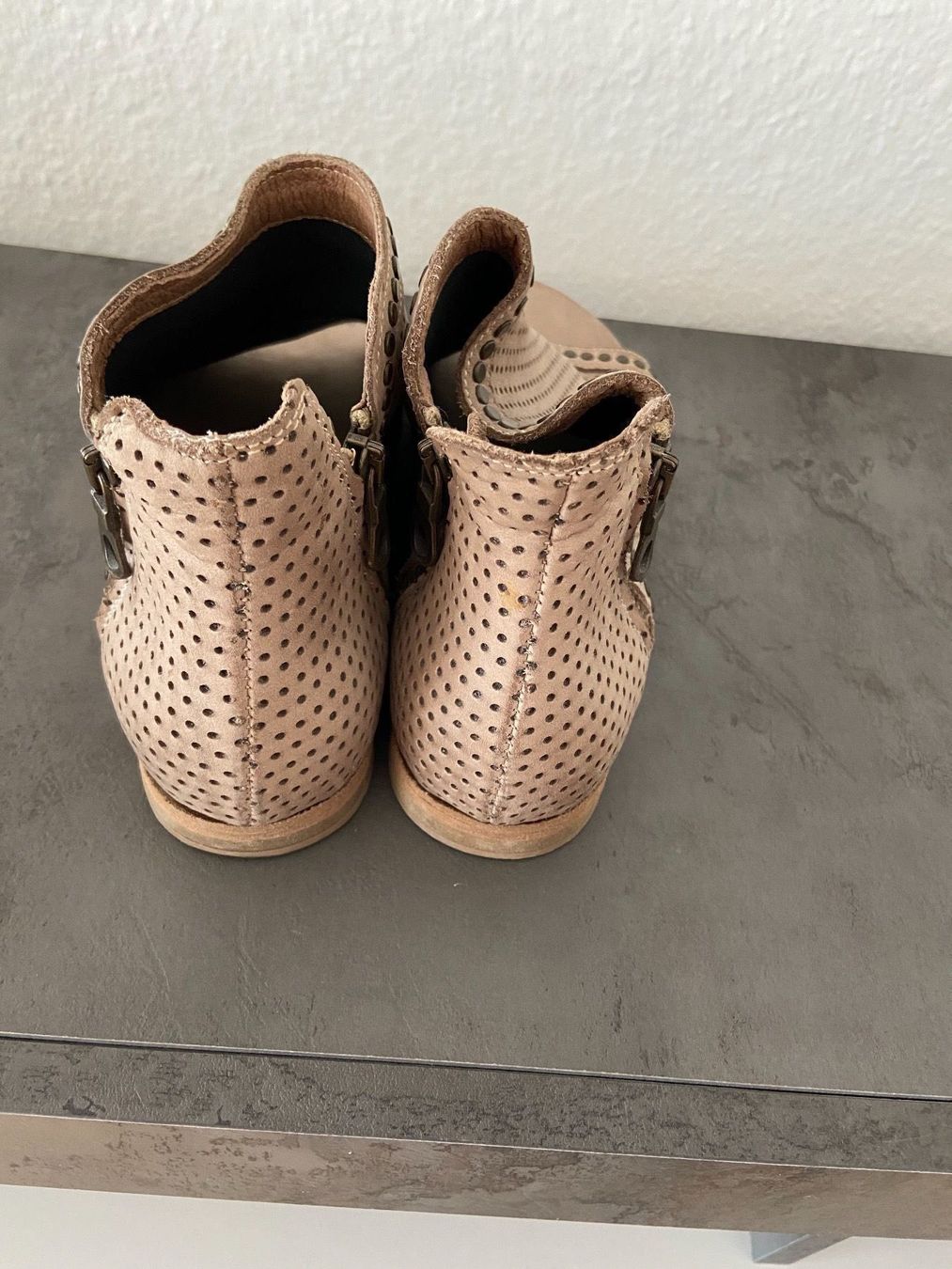 Scarpe da donna: Sandale Gr 40 Leder – Nuovo (secondo la descrizione) da Frenkendorf venduto da kokira 3