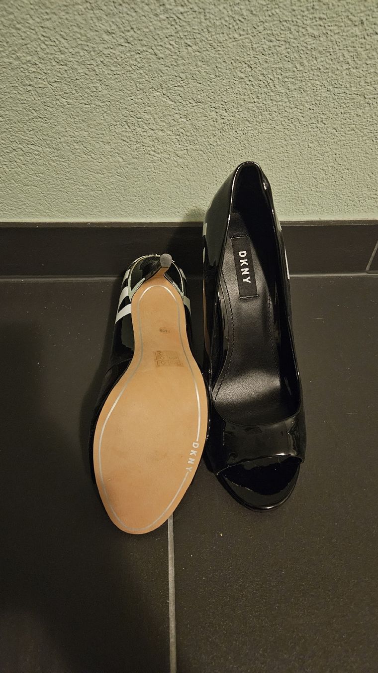DKNY Damenschuhe: DKNY Pumps Gr. 38 – Neu und originalverpackt aus Zeihen von SaBu1987 2