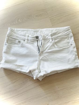 Weisse Sommer-Shorts, Top Zustand, Grösse 36/S