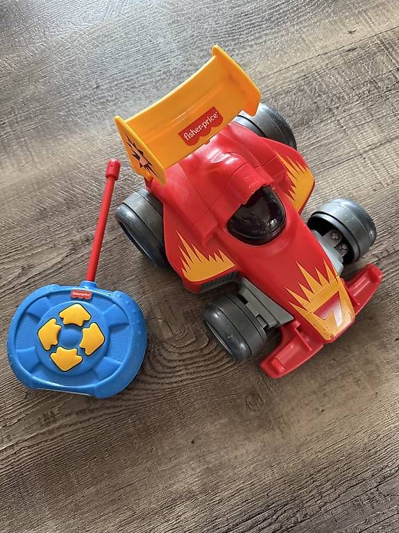 Giocattoli: Fisherprice RC Rennauto – Usato da Gwatt (Thun) venduto da Bennae