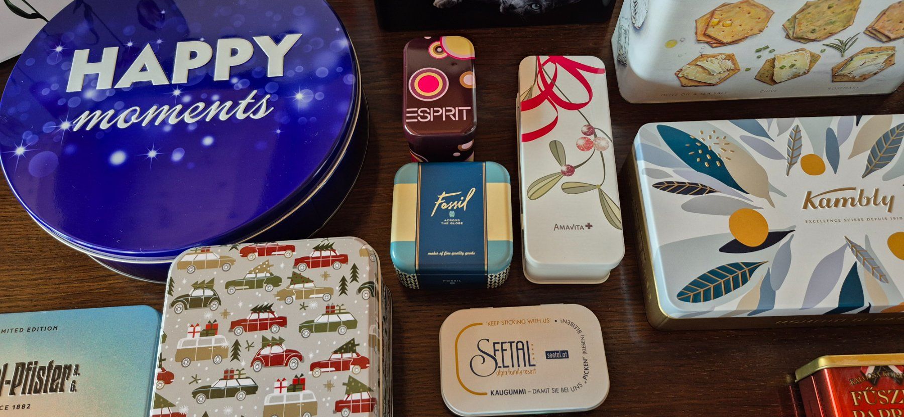 Toutes les décorations: Coole Blechdosen Sammlung – D'occasion à Eggersriet par Fredb 1