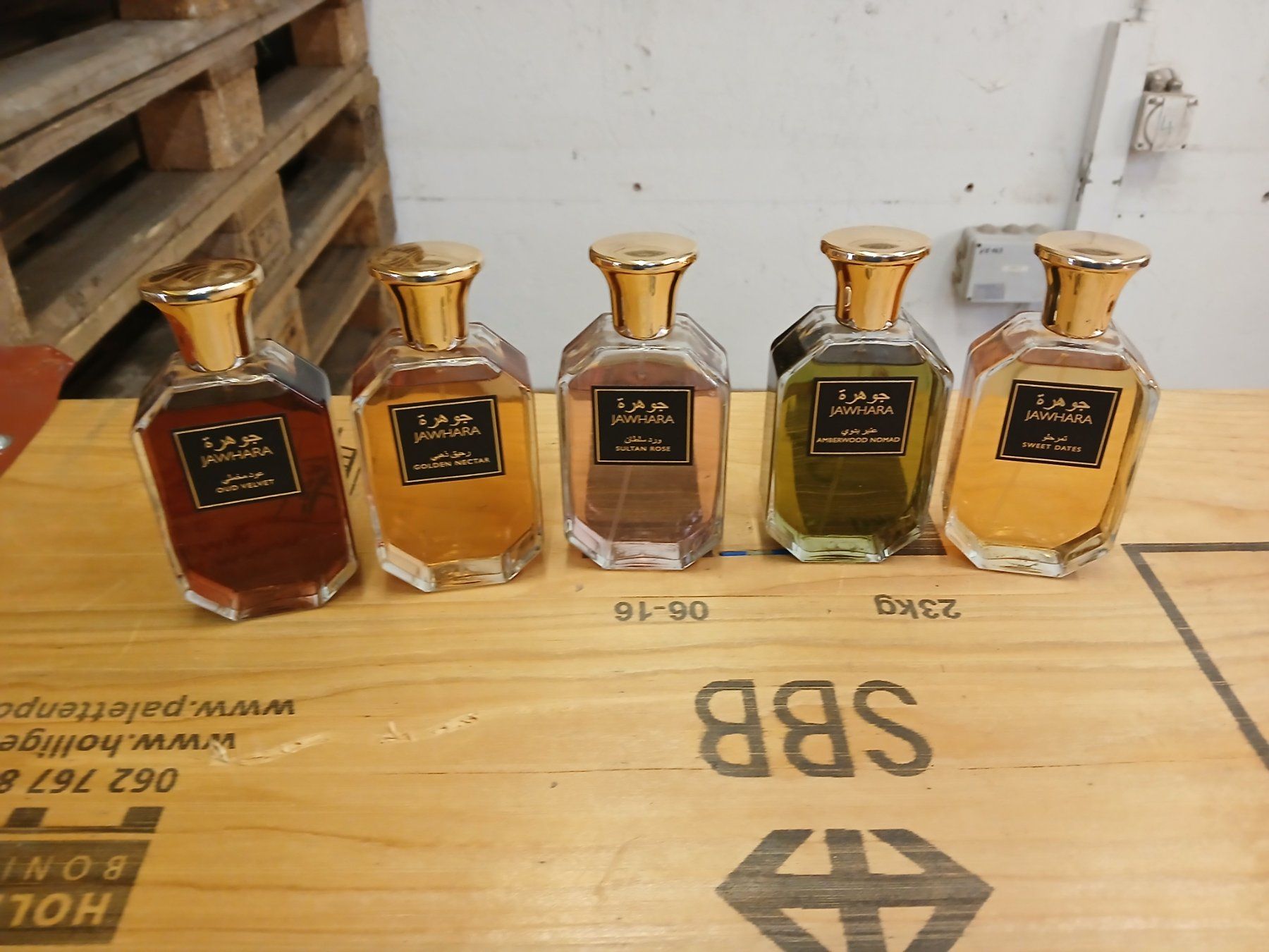 Parfum & Eau de Toilette: 5 JAWHARA PARFUME – Neu (gemäss Beschreibung) aus Eggenwil von wydl 2