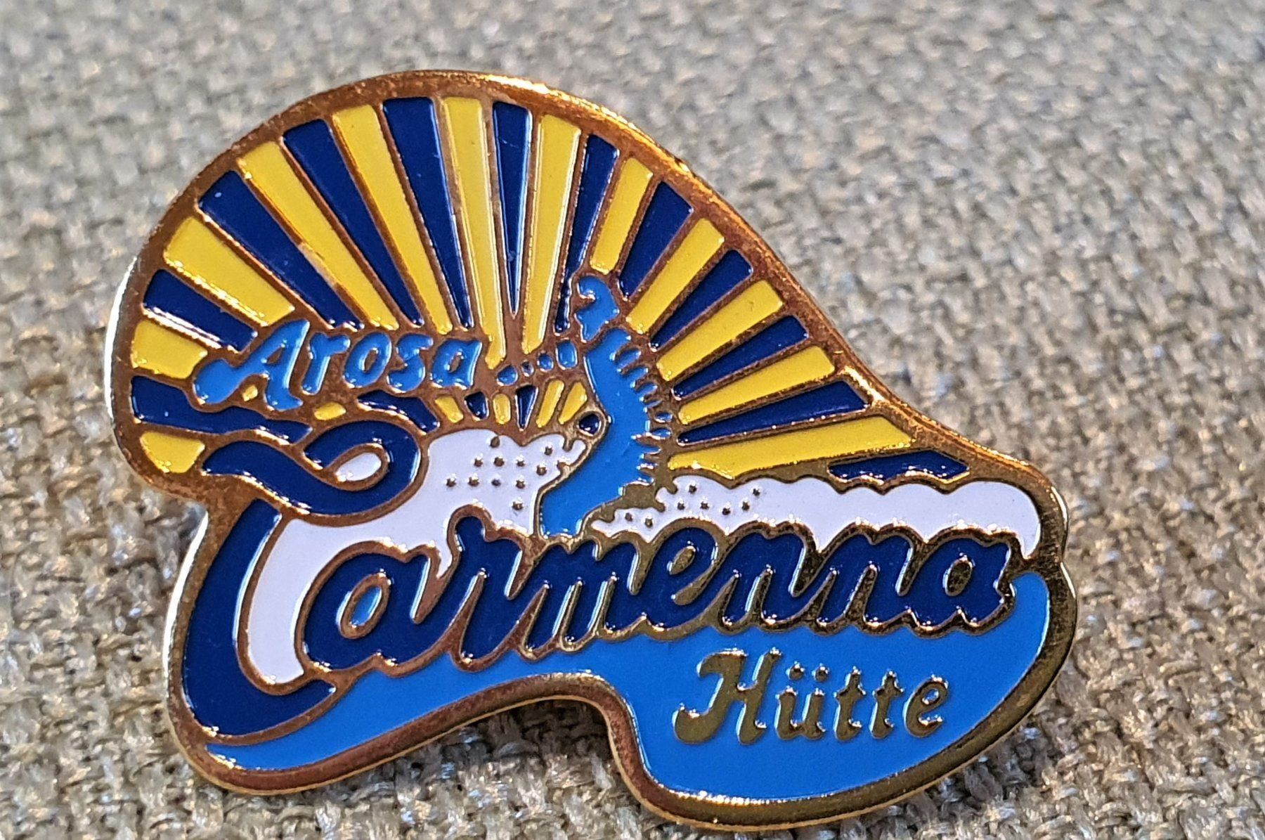Placchette & Badge: A183 - Pin  Arosa Carmenna Hütte – Usato da Reinach BL venduto da Boston-Verkauf
