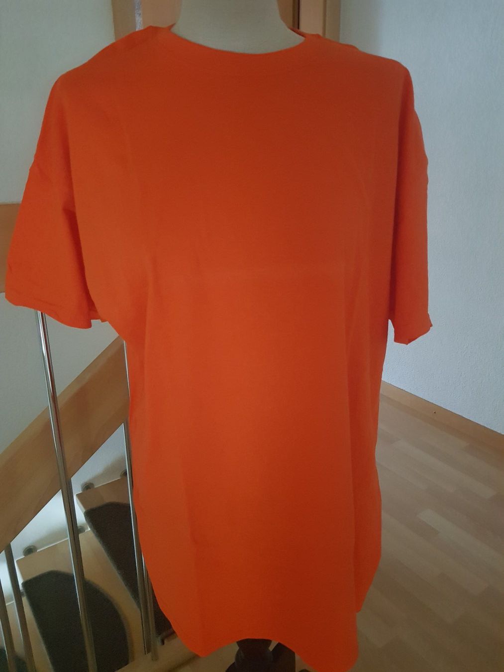 T-shirt: SHIRT – Nuovo (secondo la descrizione) da Dottikon venduto da Flaxi
