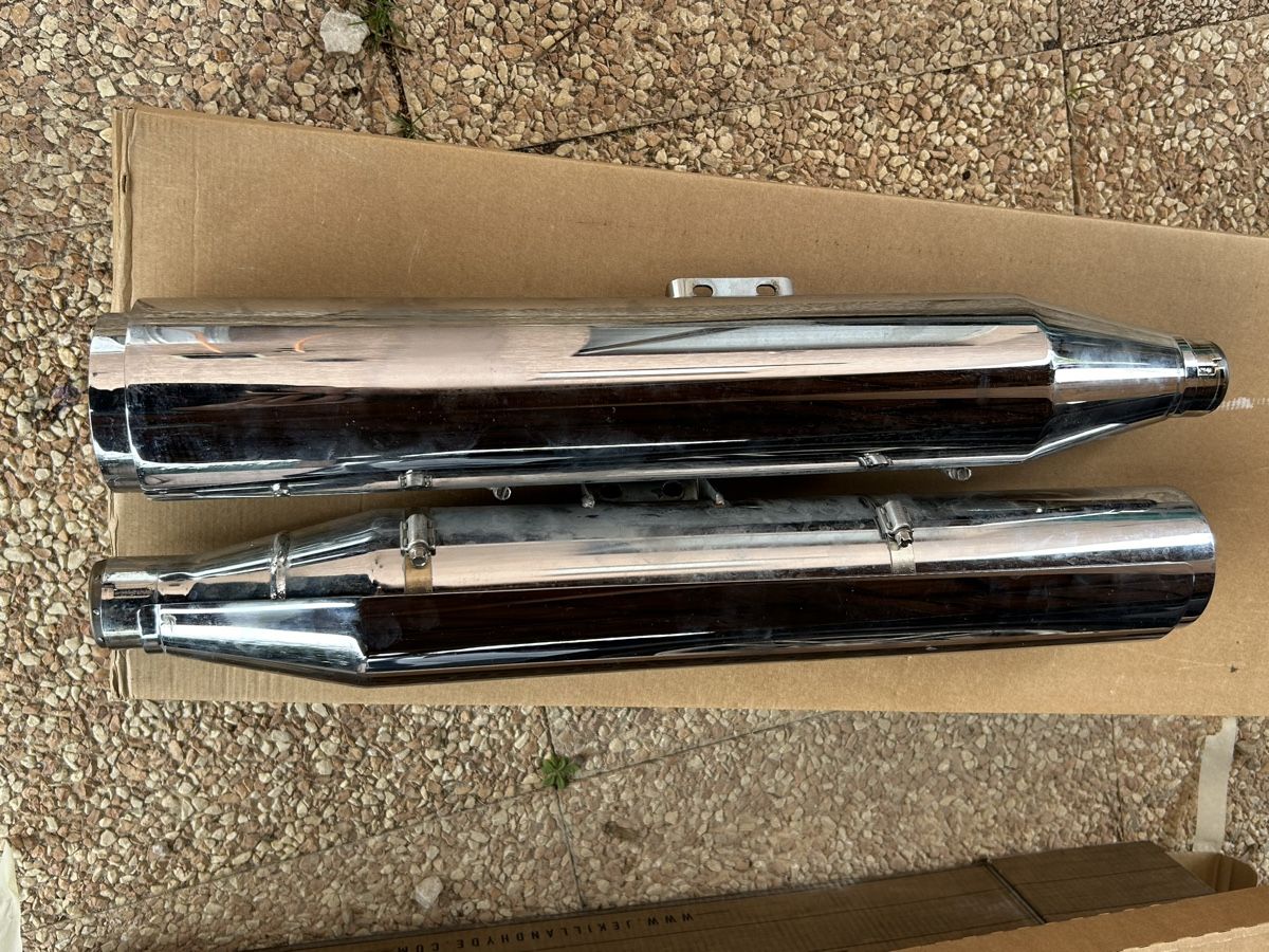 Harley-Davidson Sistemi di scarico: Pots Harley Davidson Slim – Usato da Vufflens-la-Ville venduto da newlifegva 5