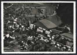 Dussnang, Ortspanorama mit Kirche und Kn