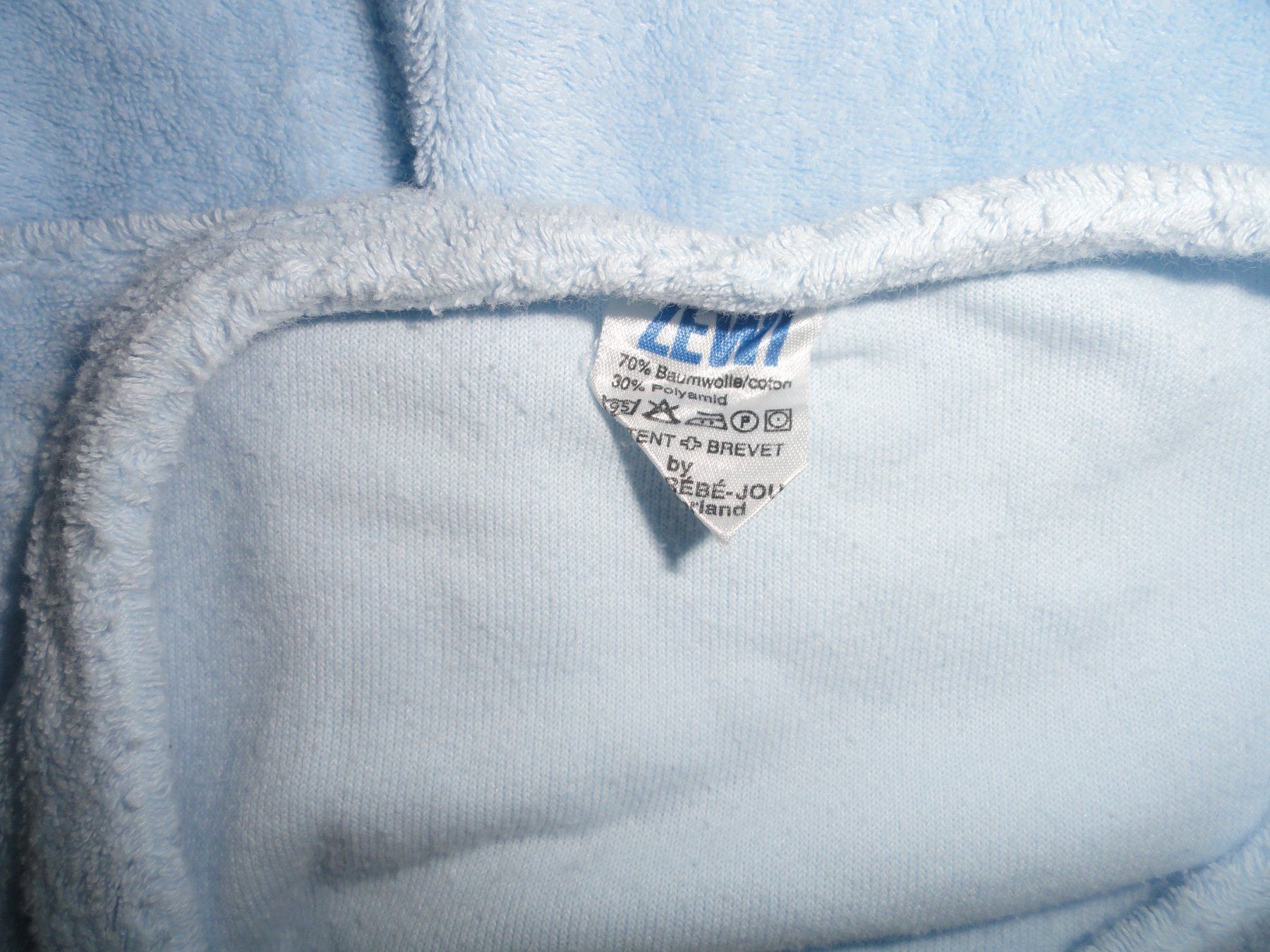 Zewi Coperte: GROSSE ORIGNINAL ZEWI DECKE MIT RUNDUMGUMMIZUG  *** – Nuovo (secondo la descrizione) da Uetendorf venduto da bibibop 1