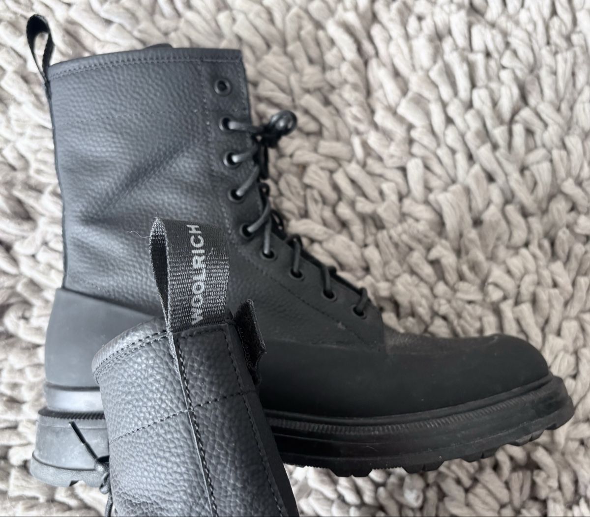 Woolrich Damenschuhe: Woolrich Winterstiefeletten schwarz/anthrazit Gr. 37 – Gebraucht aus Glattbrugg von Jaspis10 1