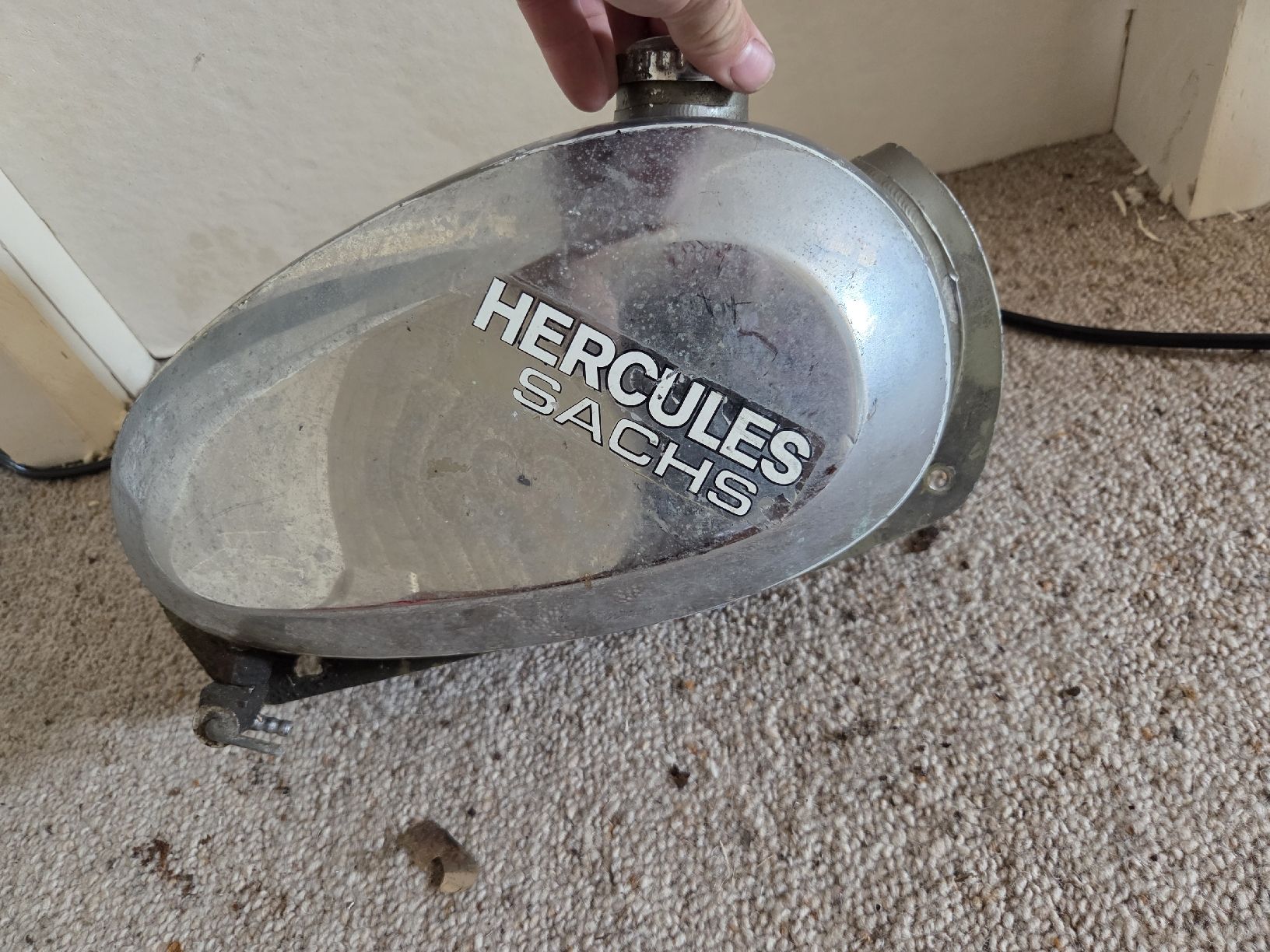 Sachs Mofa-Ersatzteile: Sachs Hercules Tank  – Gebraucht aus Eichberg von Schmid-Motos 5