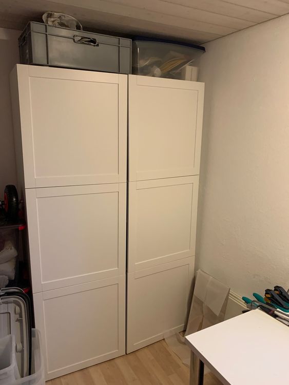 Spannende Schrank Gebraucht Zu Verschenken Bild