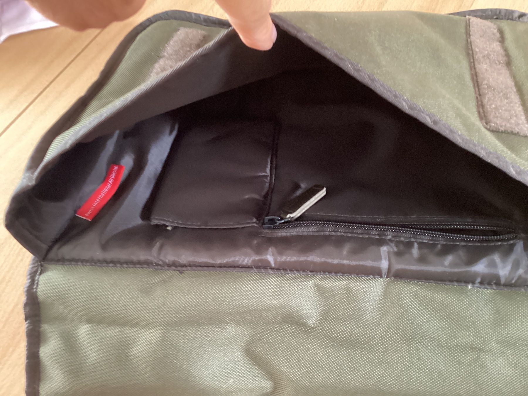 Swiss Borse: SWISS hänge Tasche! – Usato da Schöfflisdorf venduto da seahorse61 3