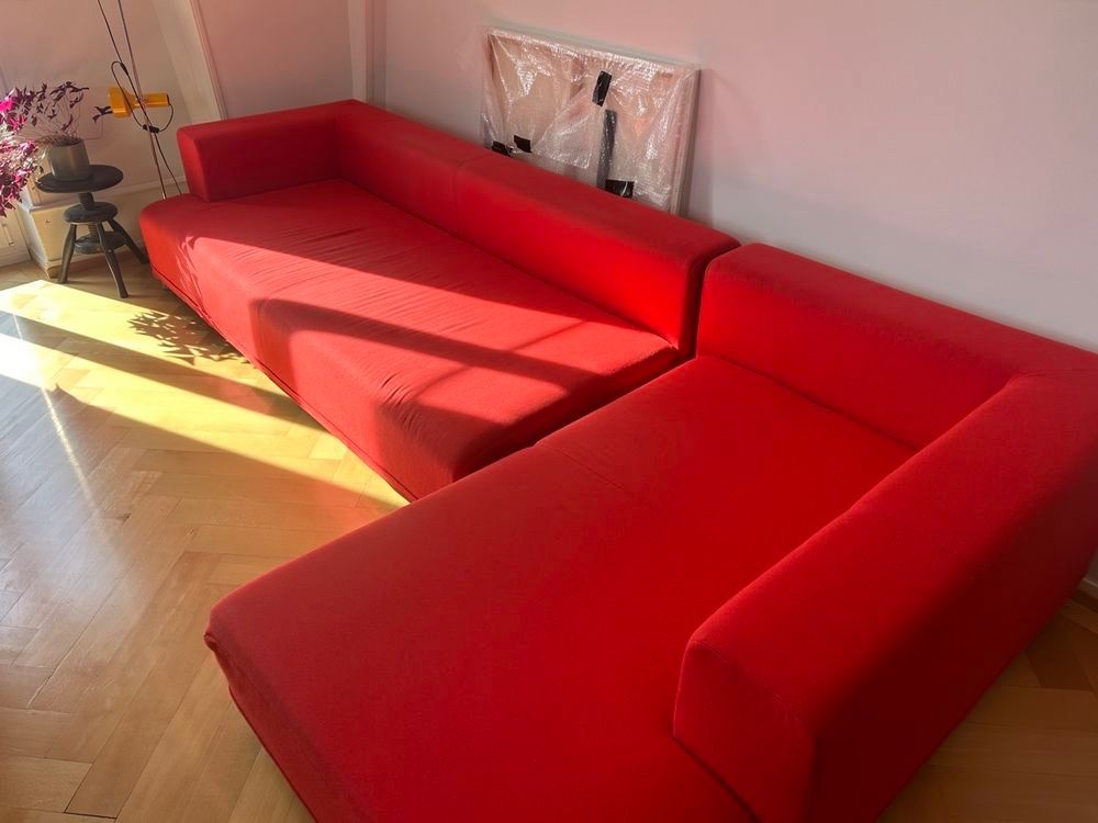 Ligne Roset Divani: Canapé Ligne Roset rouge – Usato da Lausanne venduto da agu_yhn6 3