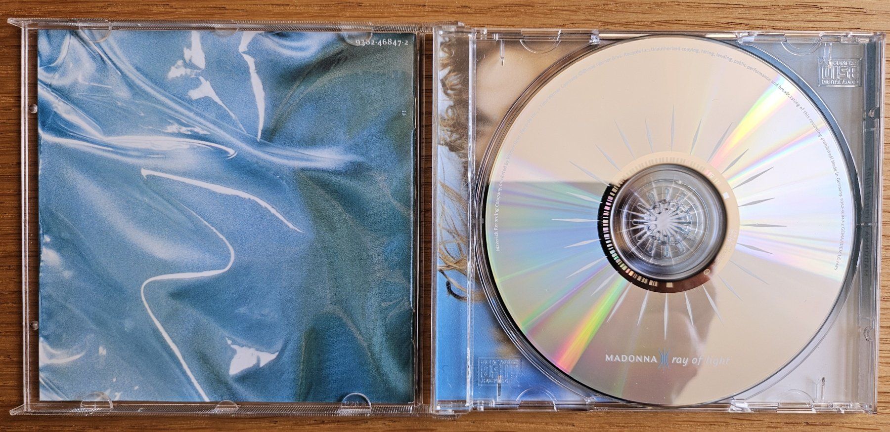 CD: CD Madonna: Ray of Light – Usato da Schaffhausen venduto da asyouwestley 1