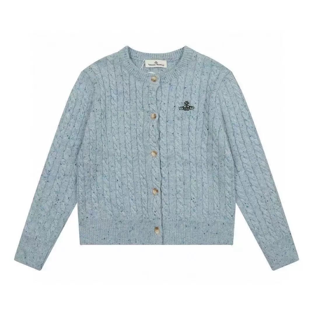 Pullover & Sweatshirts: Chic Light Blue Cable-Knit Cardigan – Gebraucht aus Zürich von ada_ls7k