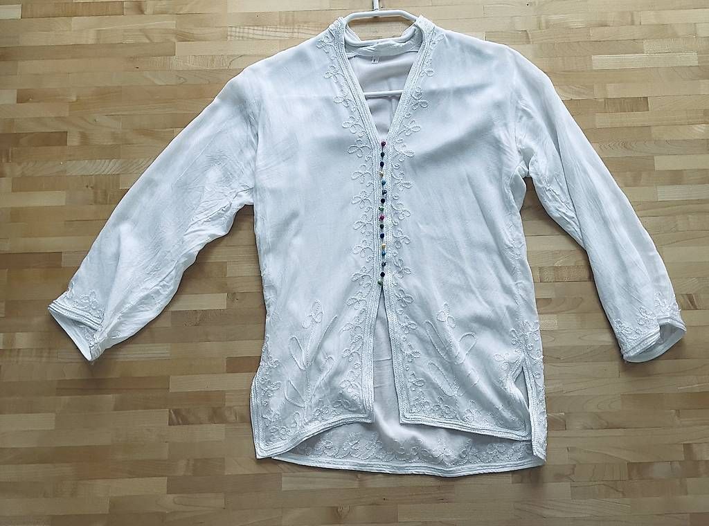 Camicette: Blouse Asia Style, gr S – Nuovo (secondo la descrizione) da Bern venduto da Martina_Lisa