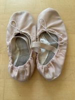 Ballettschläppchen rosa Stoff Grösse 3B guter Zustand