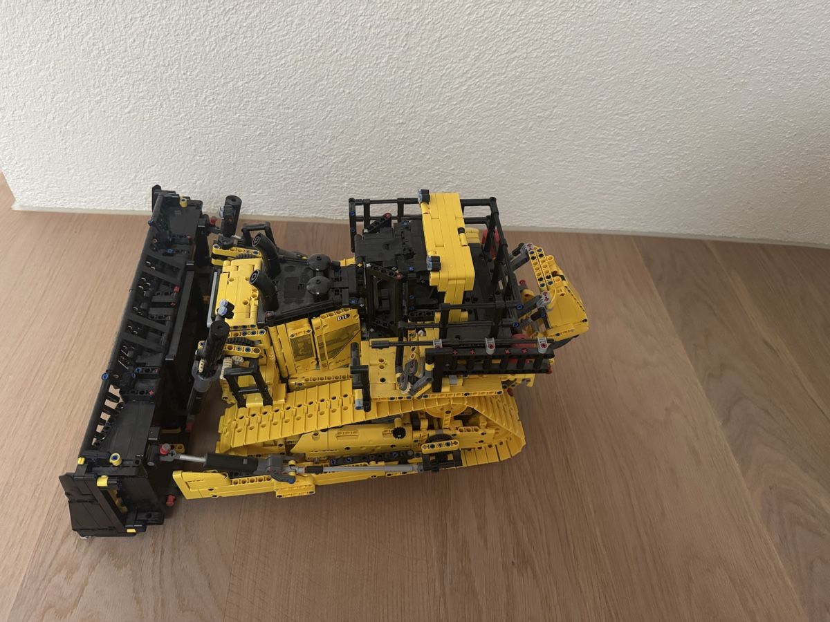Lego Kit di costruzioni: Lego Cat Bulldozer – Usato da Meggen venduto da m.luzern