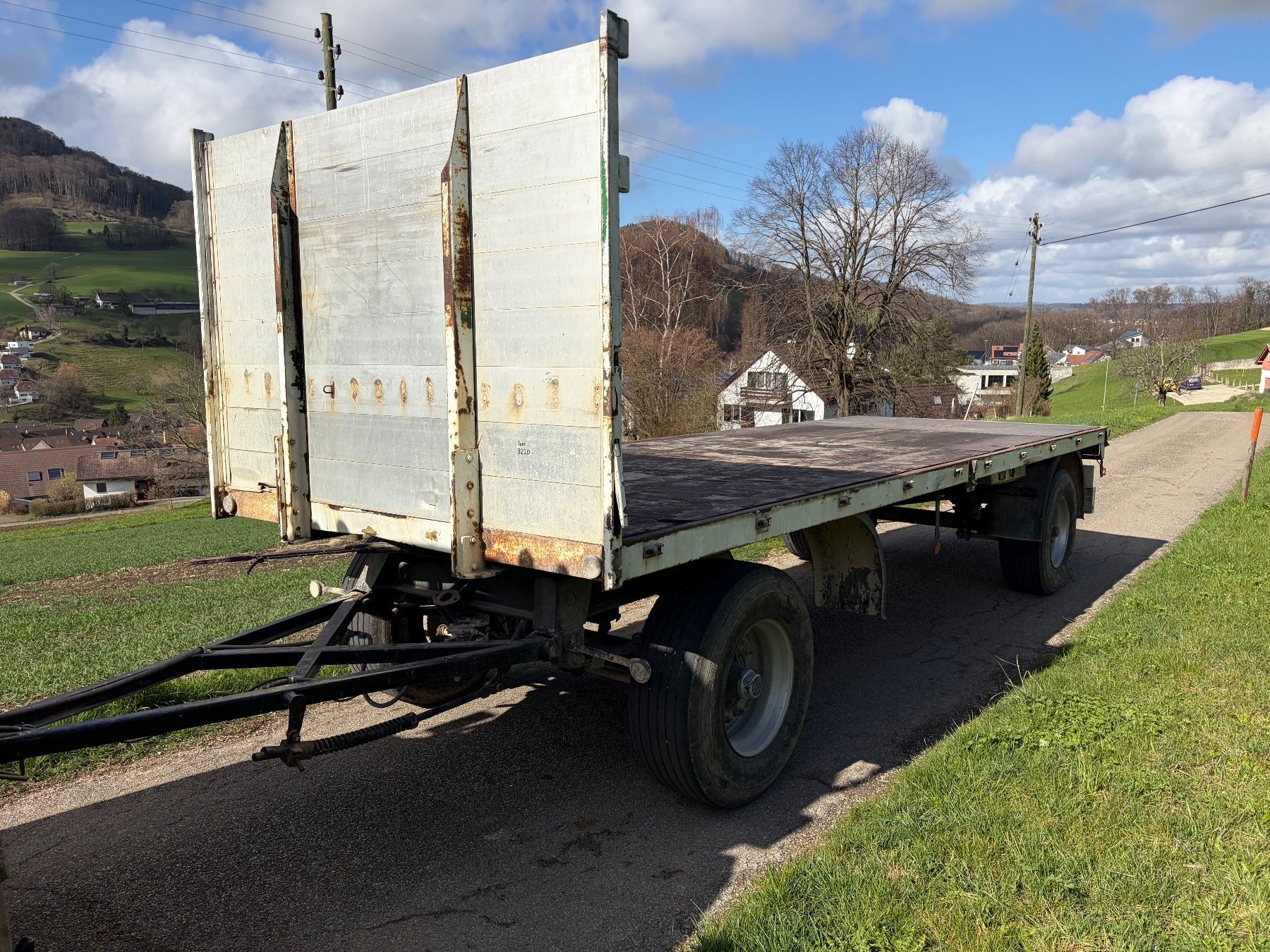 Rimorchi: Ballenwagen / Brückenwagen – Usato da Läufelfingen venduto da Cpilz 7