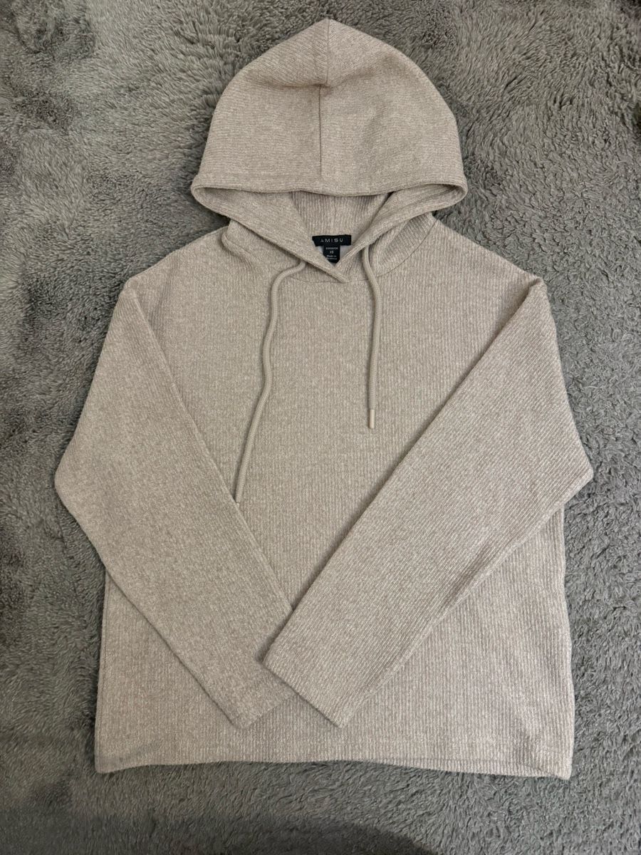 Completi & Tailleur: Trendiger Loungewear Anzug in Beige – Nuovo (secondo la descrizione) da Opfikon venduto da Desi.s