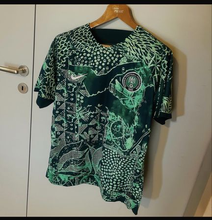 Nike Trikot Grösse M 