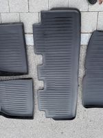 Tesla Model Y – Hochwertige Fußmatten