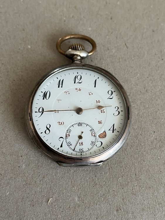 Montre De Poche Ancienne En Argent (?) - Circa 1900 - Mouvement Cylindre 10 Rubis - À Restaurer
