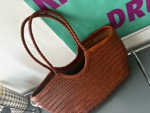 Taschen für Damen: wunderschöne Ledertasche - wie neu. NP 220.- – Neu (gemäss Beschreibung) aus Winterthur von Mitschg 1