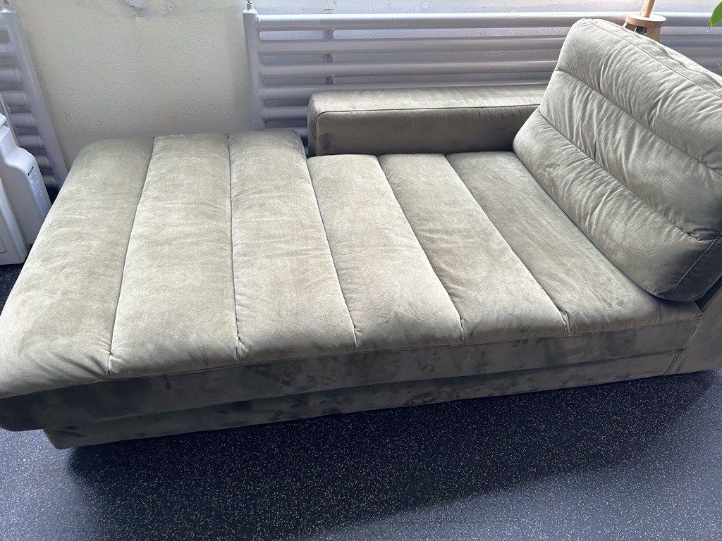 Divani: DAS LIEGE-SOFA – Usato da Buchs SG venduto da LogistikBuchs 2