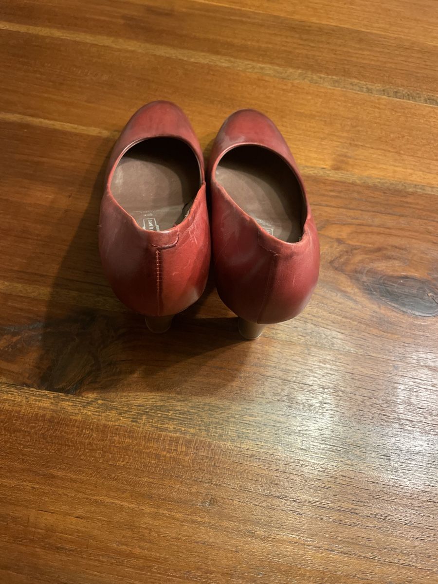 Scarpe da donna: Rote Lederpumps 5th Avenue Gr. 38 – Usato da Engelburg venduto da Identity 2