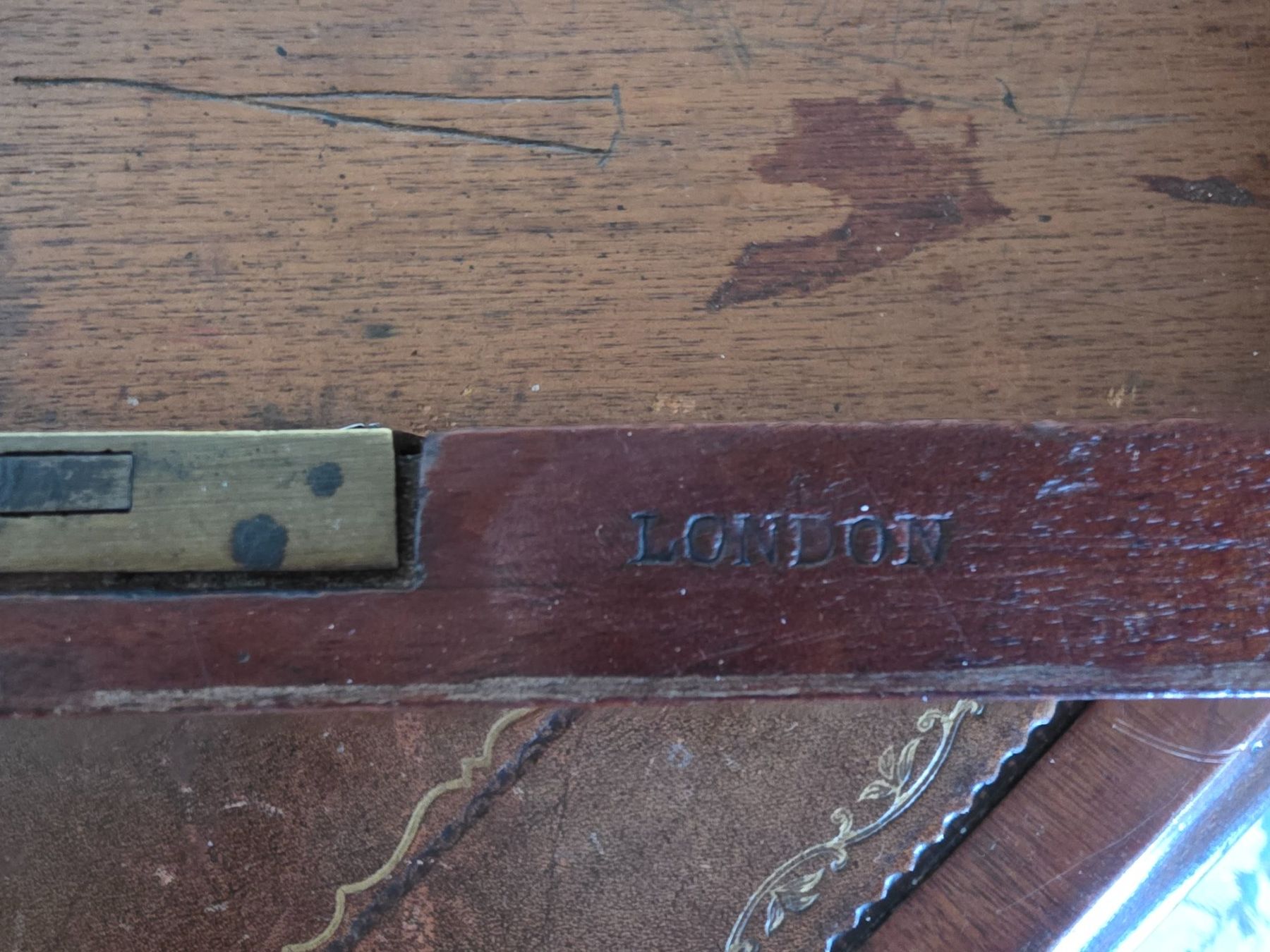 Scrivanie: Englischer Schreibtisch , ca1840 – Usato da Wernetshausen venduto da rud_5km8 3
