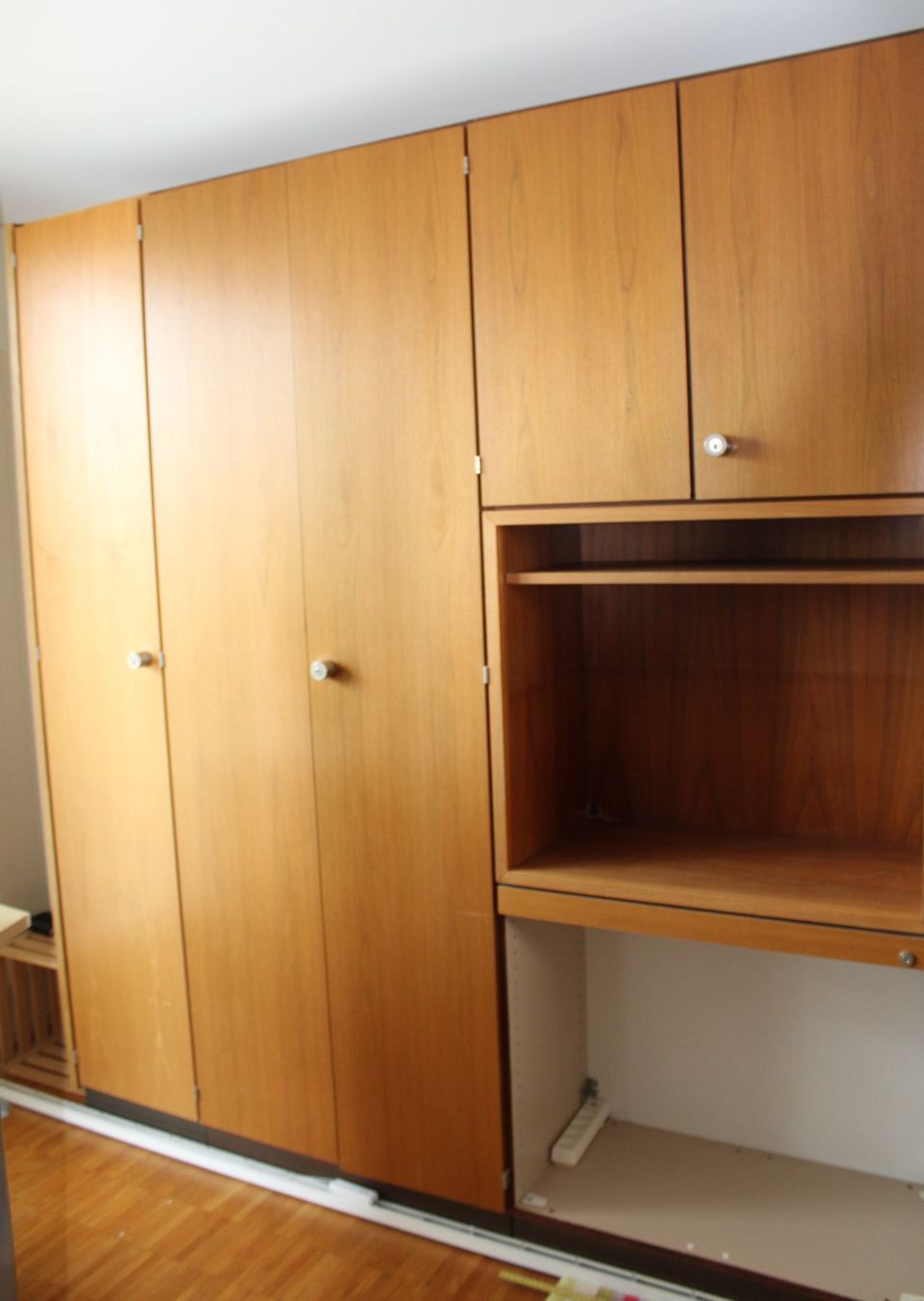 Armoires: Wandschrank (EH) – D'occasion à Schaan par antikes_und_kurioses 4