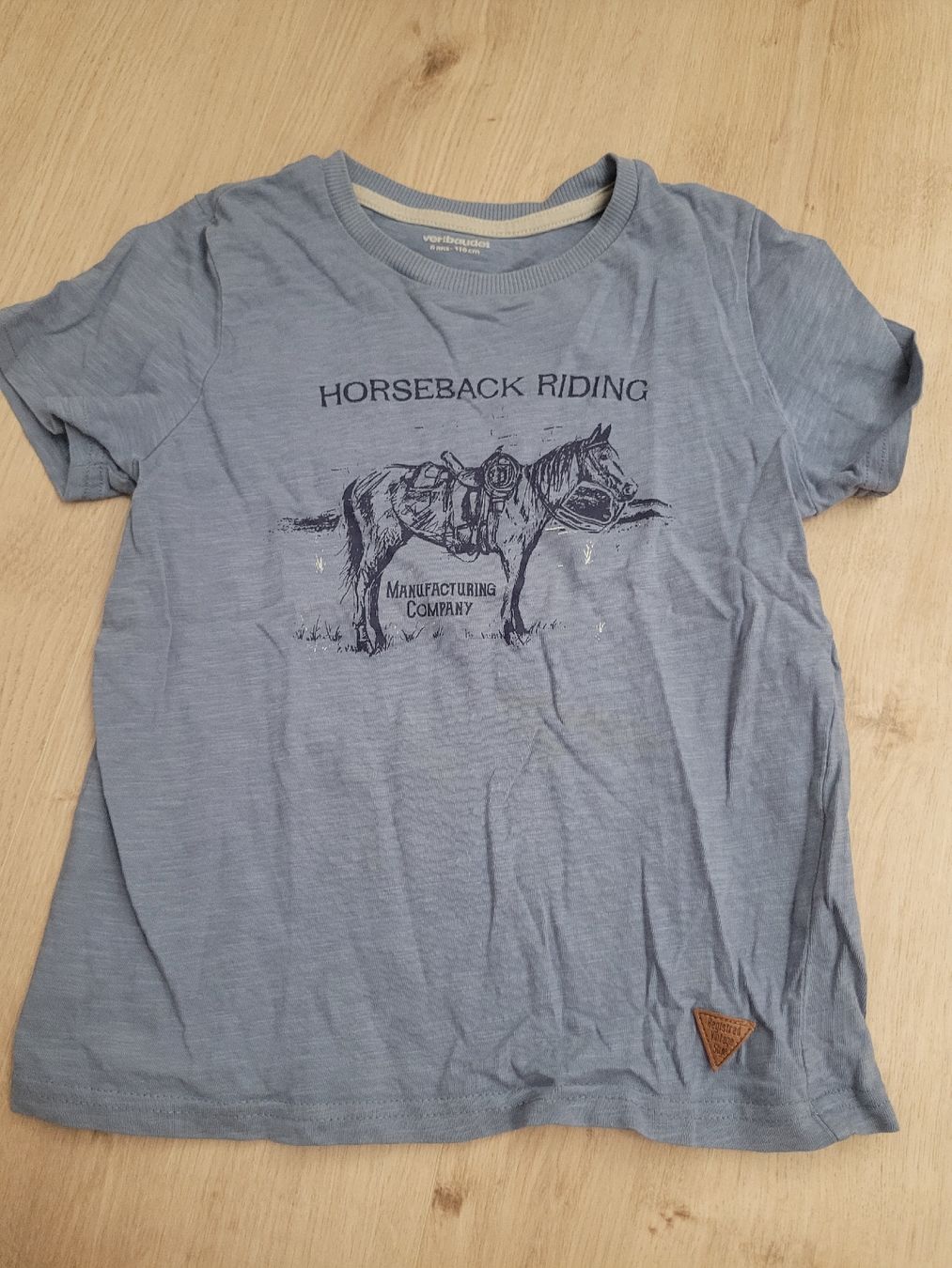 Camicette, T-shirt & Top: T-Shirt Gr. 116 – Usato da Lupsingen venduto da sta_wgg5