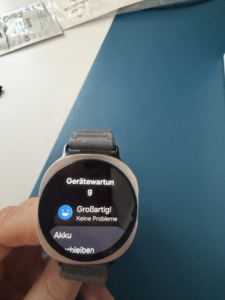 Samsung Smartwatch: Samsung Galaxy Watch 8 Silver mit 2 Armbändern – Gebraucht aus Uetikon am See von Stephi1992 3