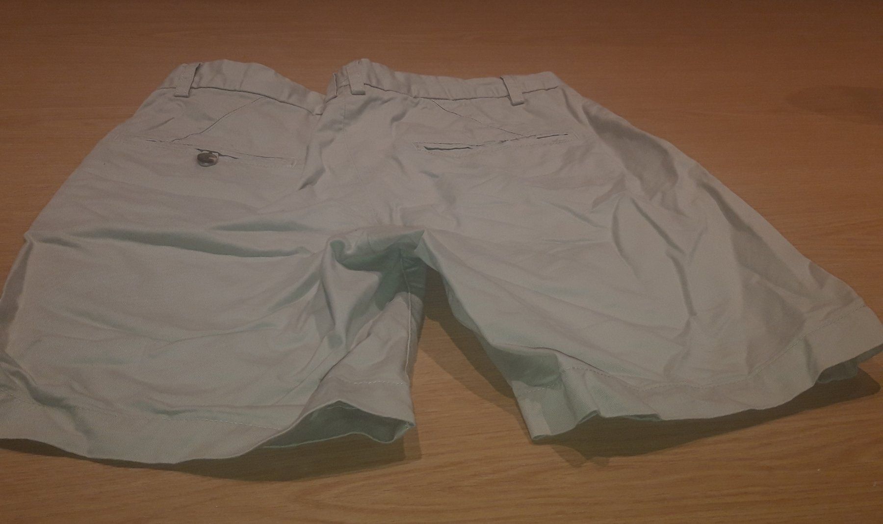 H&M Pantaloni: Shorts Grösse 48 – Usato da wolfertswil venduto da februartag 1