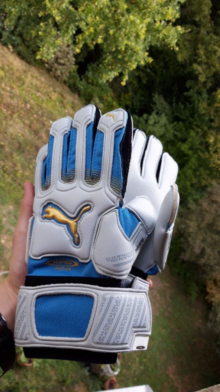 Puma Guanti & manicotti: Puma King Aqua (8) – Nuovo e nell'imballaggio originale da Chambésy venduto da gk_specialist