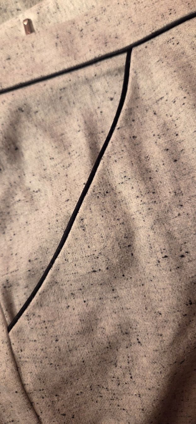 Pantaloni: Hose BLUMARINE Wolle Gr 40 – Nuovo e nell'imballaggio originale da Wettswil venduto da doe_x6nz 3