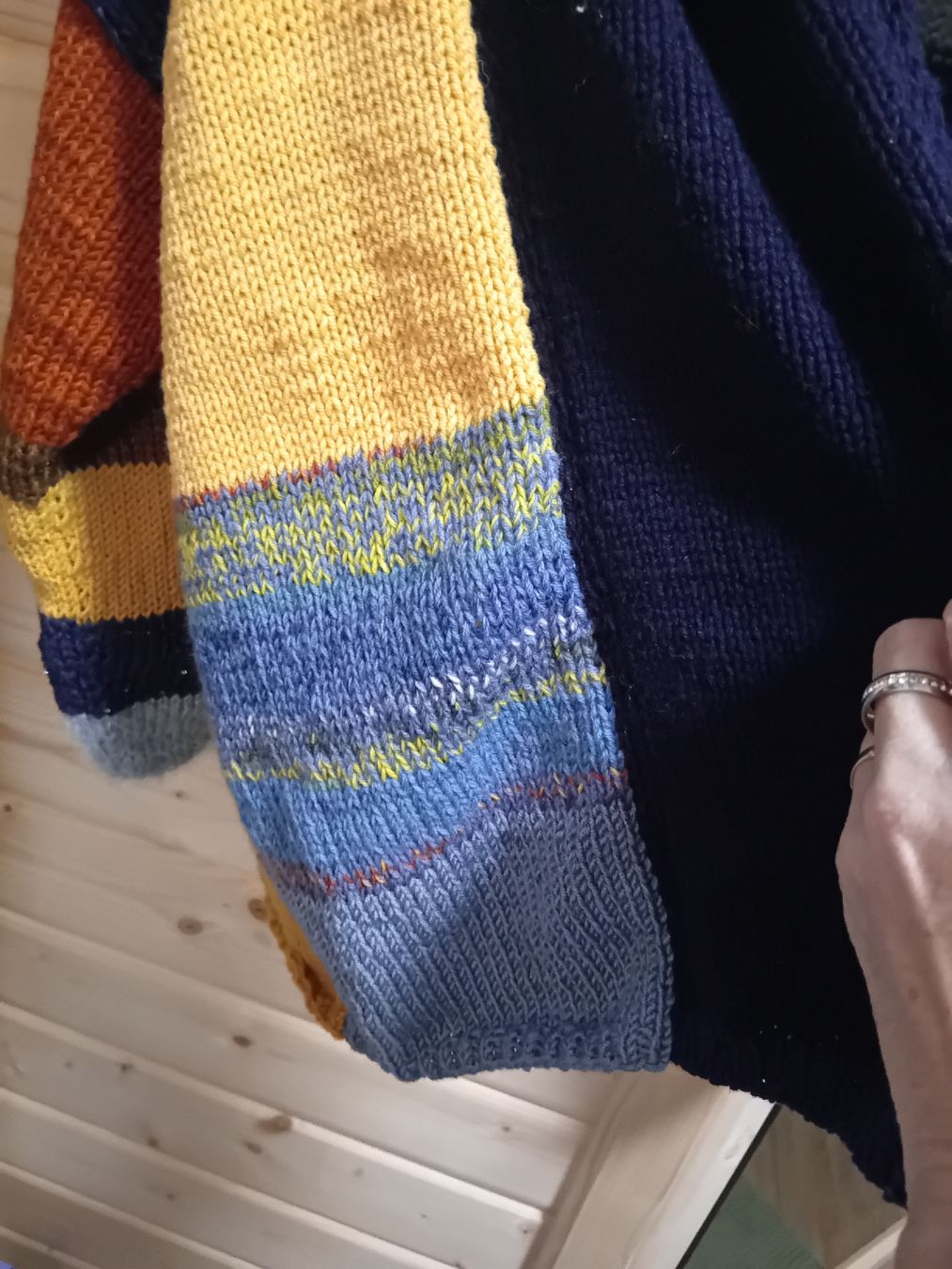 Giacche: Bunte Strickjacke im Patchwork-Stil, Gr. M, Herbst – Nuovo (secondo la descrizione) da Burgdorf venduto da carodesign1 3